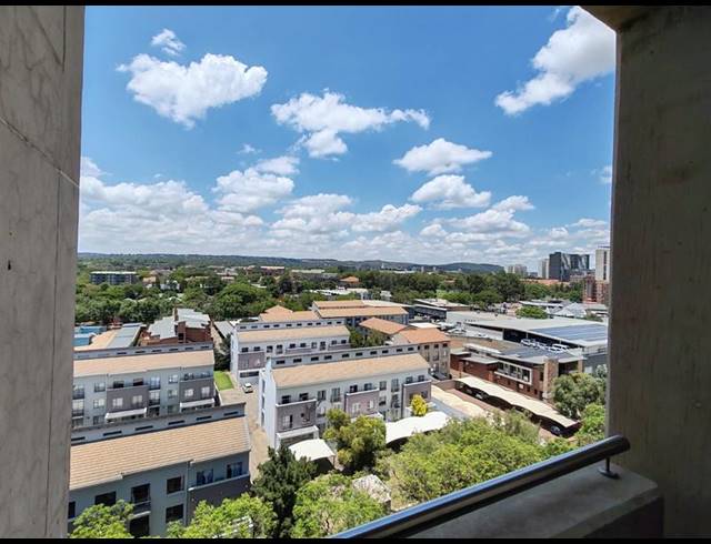 2 BEDROOM APARTMENT FOR SALE IN HATFIELD